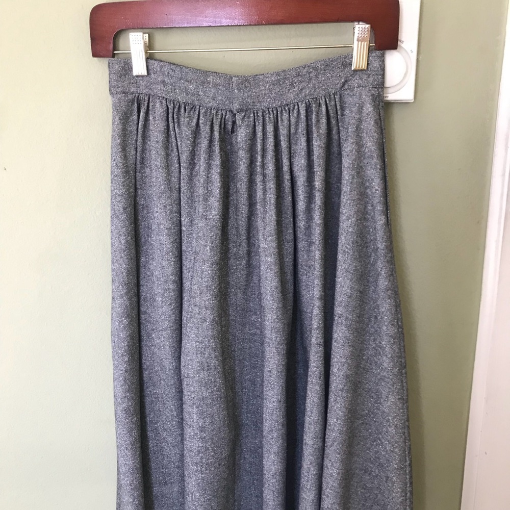 Le Mont St Michel Pleated Grey Skirt